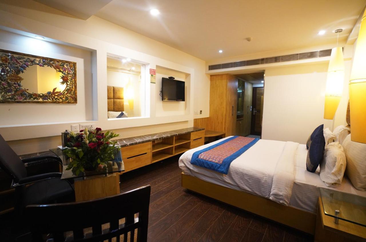 Airport Hotel Grand By Fantasia New Delhi Bagian luar foto