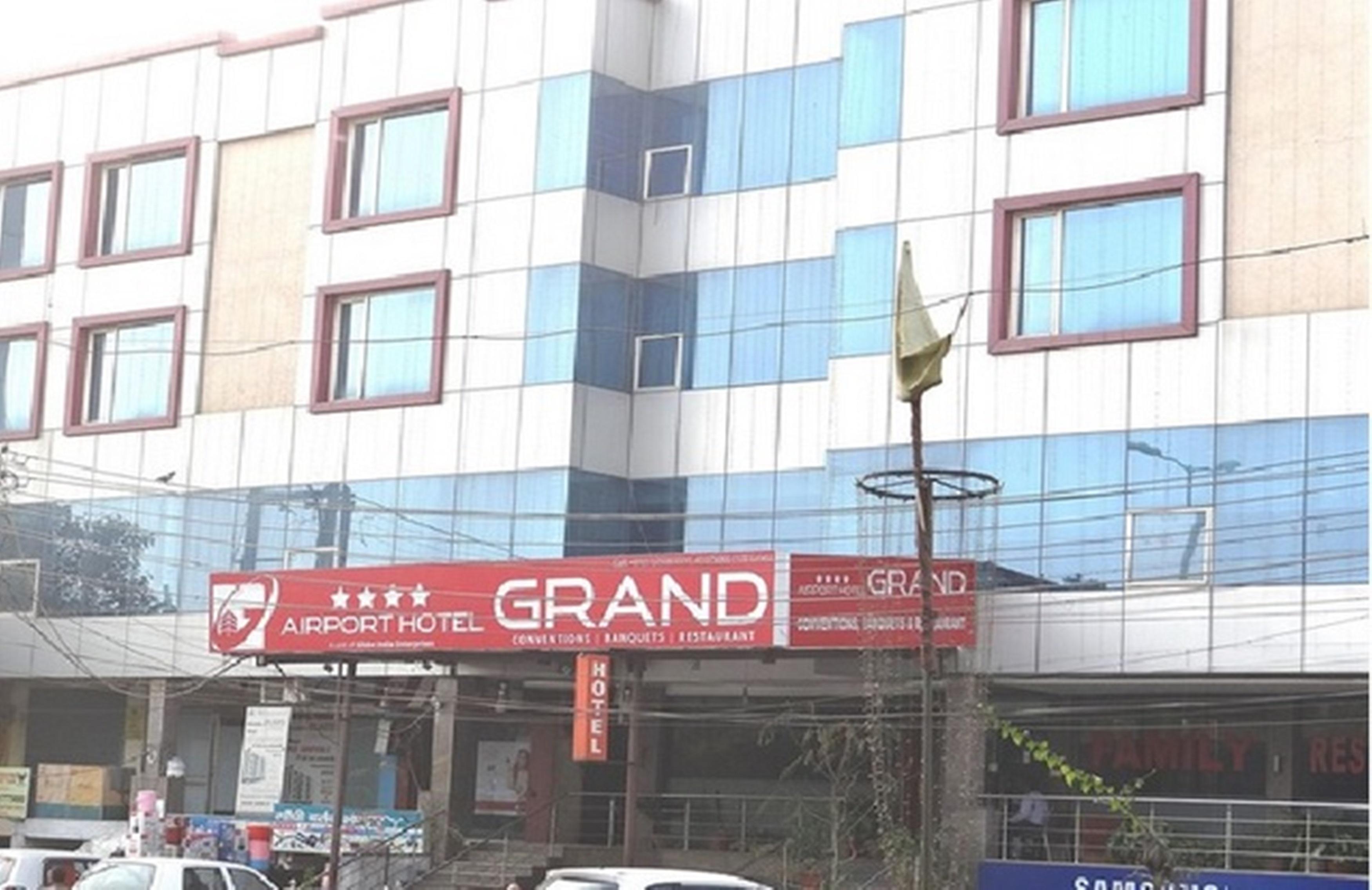 Airport Hotel Grand By Fantasia New Delhi Bagian luar foto