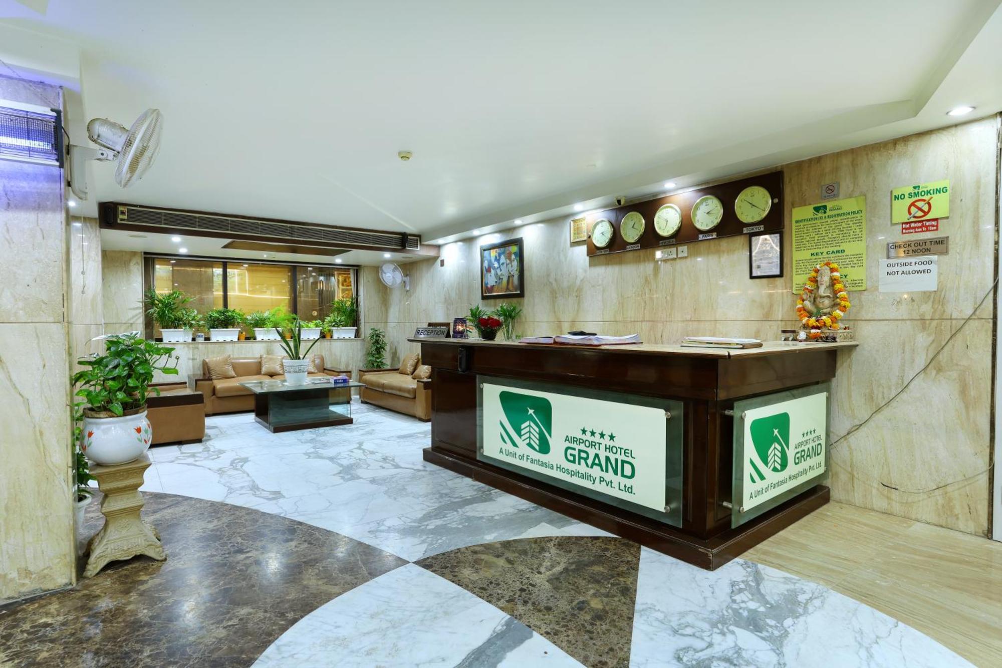 Airport Hotel Grand By Fantasia New Delhi Bagian luar foto