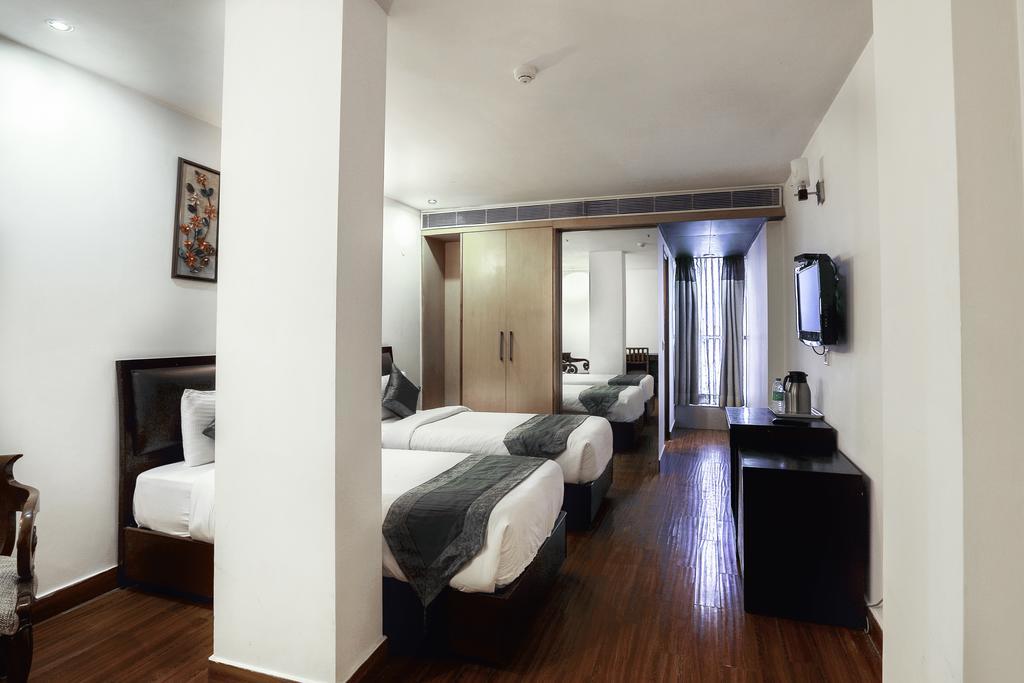 Airport Hotel Grand By Fantasia New Delhi Bagian luar foto