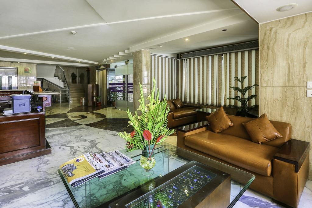 Airport Hotel Grand By Fantasia New Delhi Bagian luar foto