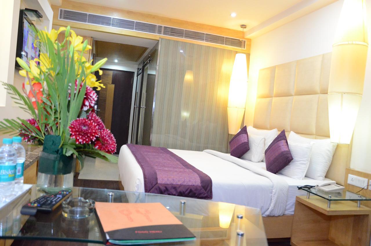 Airport Hotel Grand By Fantasia New Delhi Bagian luar foto