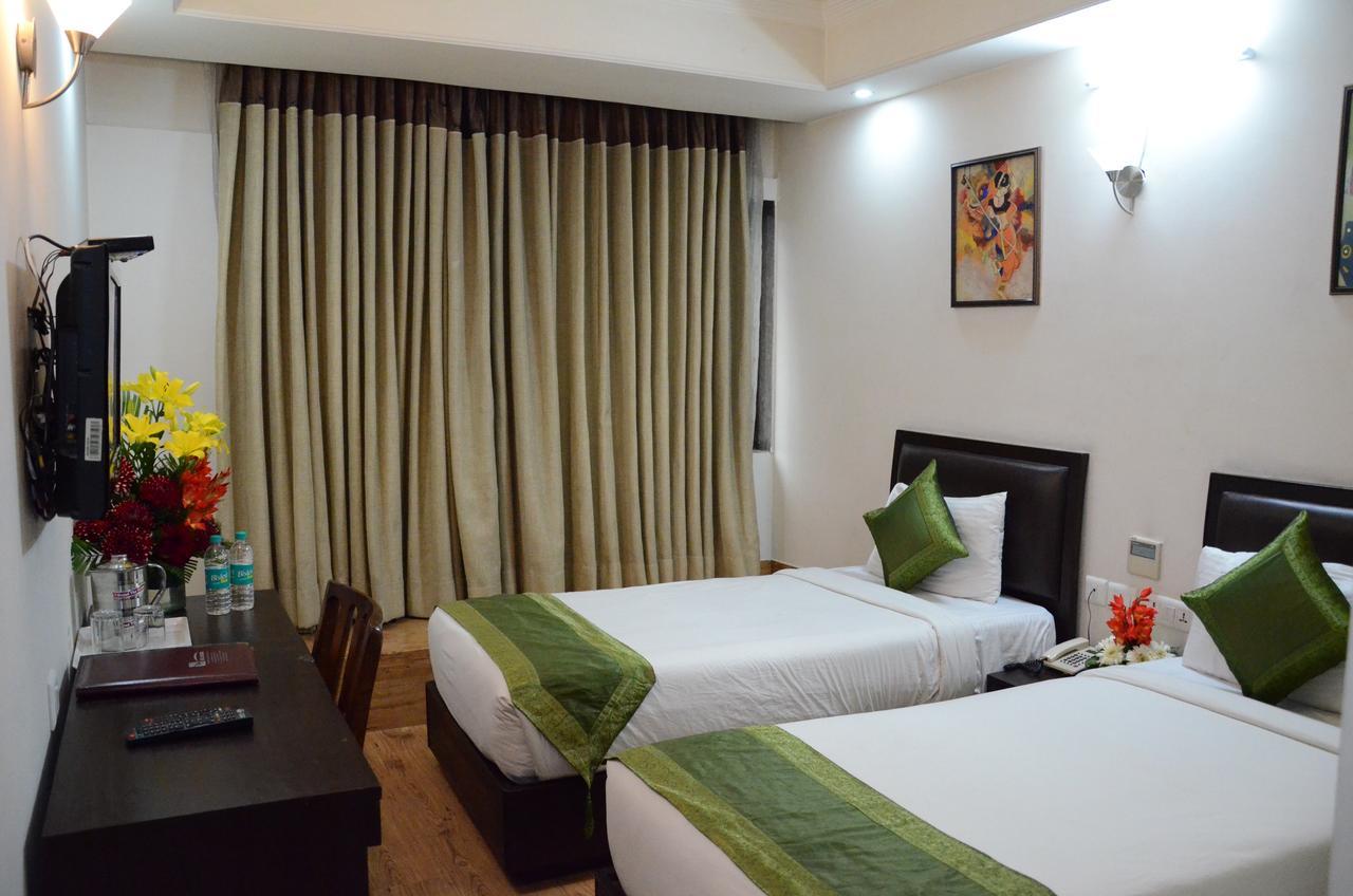 Airport Hotel Grand By Fantasia New Delhi Bagian luar foto