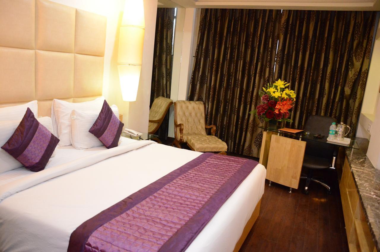 Airport Hotel Grand By Fantasia New Delhi Bagian luar foto