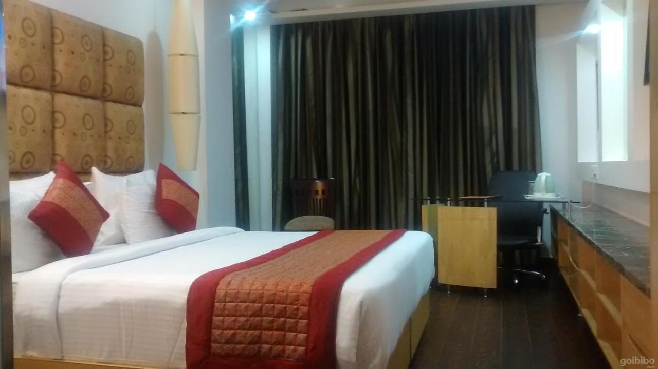 Airport Hotel Grand By Fantasia New Delhi Bagian luar foto